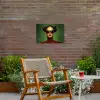 Vrouw - Groen - Bril - Aesthetic - Modern Tuinposter op houten frame 2 cm dik klein -sfeer3