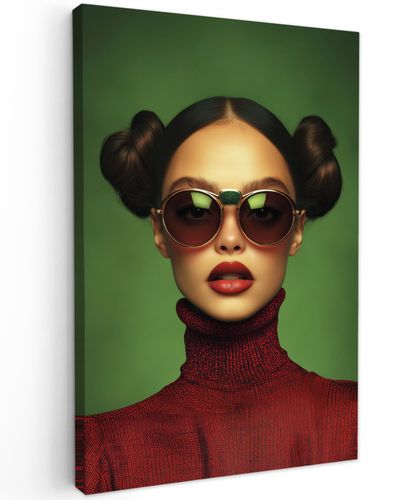 Vrouw - Groen - Bril - Aesthetic - Modern