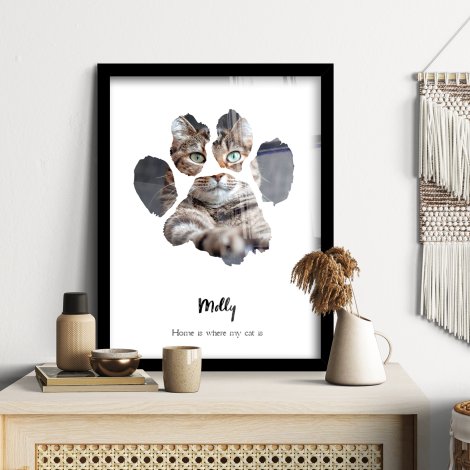 Kattenfoto in de vorm van een kattenpoot op poster in lijst