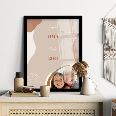 Poster met zwarte lijst van een oma template en foto