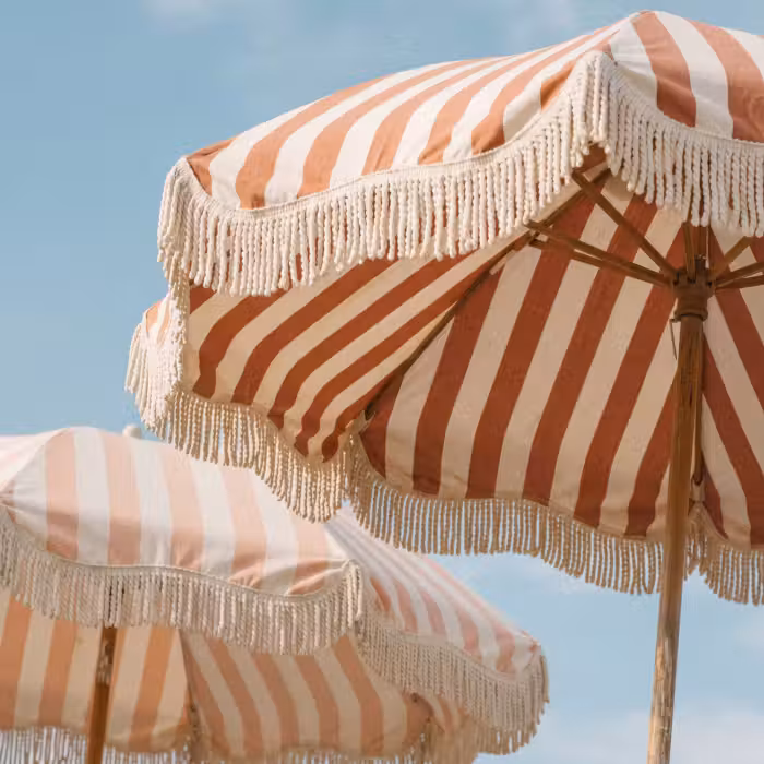 Behang - Parasol - Lucht - Rood