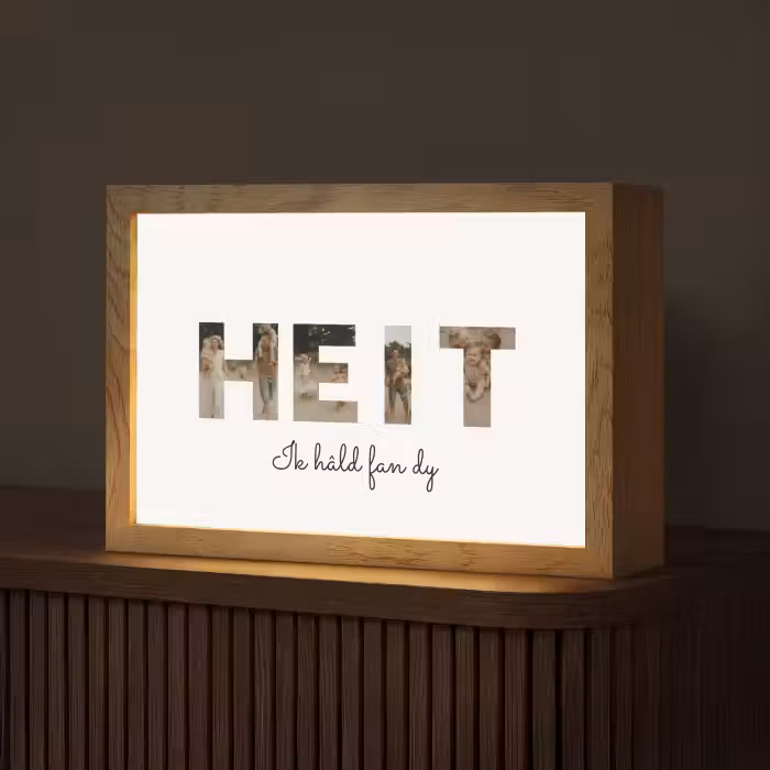 Gepersonaliseerde tafellamp - Heit - Lettercollage