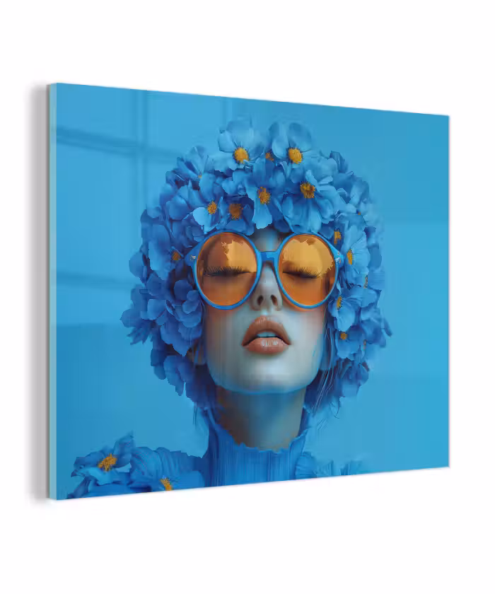 Glas schilderij - Vrouw - Bloem - Blauw - Modern - Bril - Portret