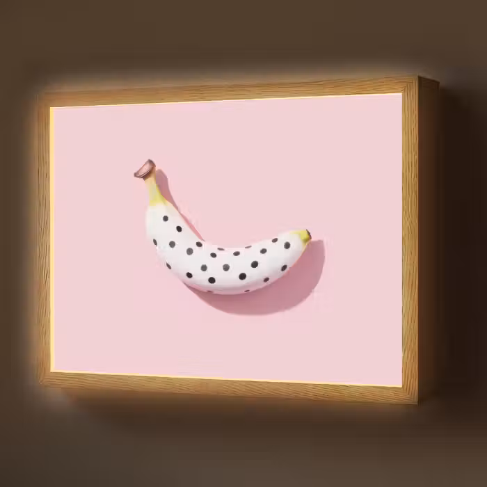 Lightbox - Wandlamp - Banaan - Stippen - roze