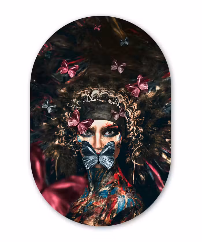 Muurovaal - Vrouw - Roze - Vlinders - Luxe - Dieren