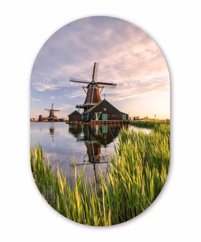 Muurovaal - Kunststof - Windmolens langs het water