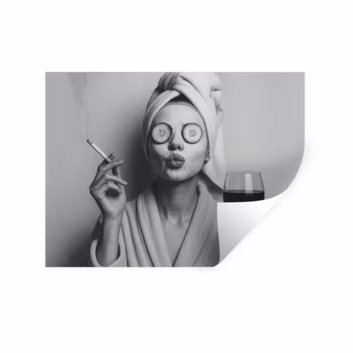 Muursticker - Vrouw - Masker - Wijn - Sigaret
