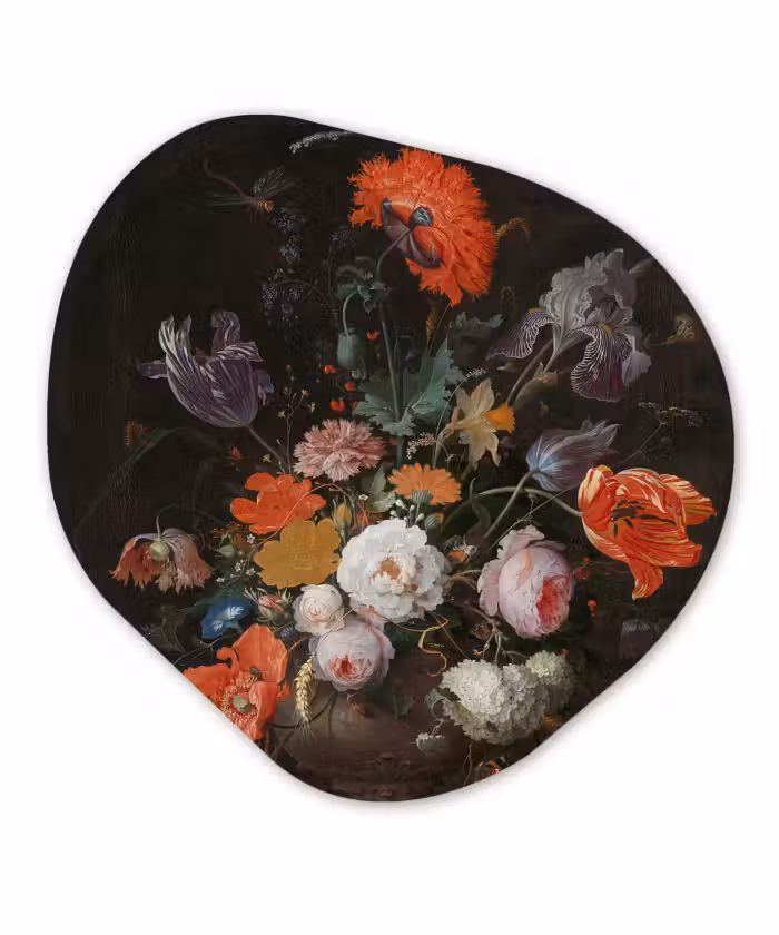 Organische Formen – Aluminium – Stilleven met bloemen en een horloge - Schilderij van Abraham Mignon