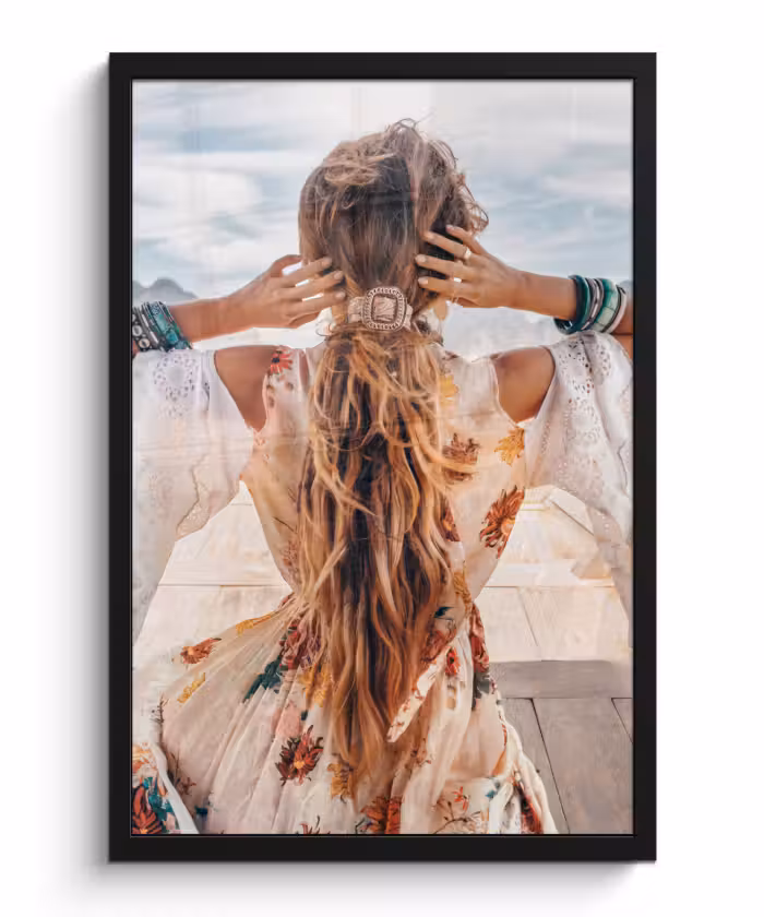 Poster met lijst - Vrouw - Boot - Noorwegen - Wit - Water - Bergen