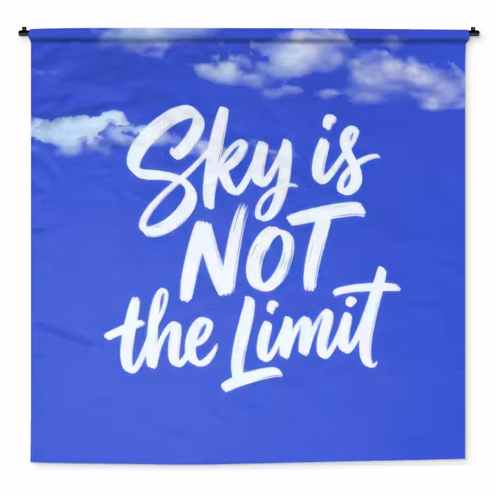 Wandkleed - Sky is not the limit - Blauwe lucht - Wolken