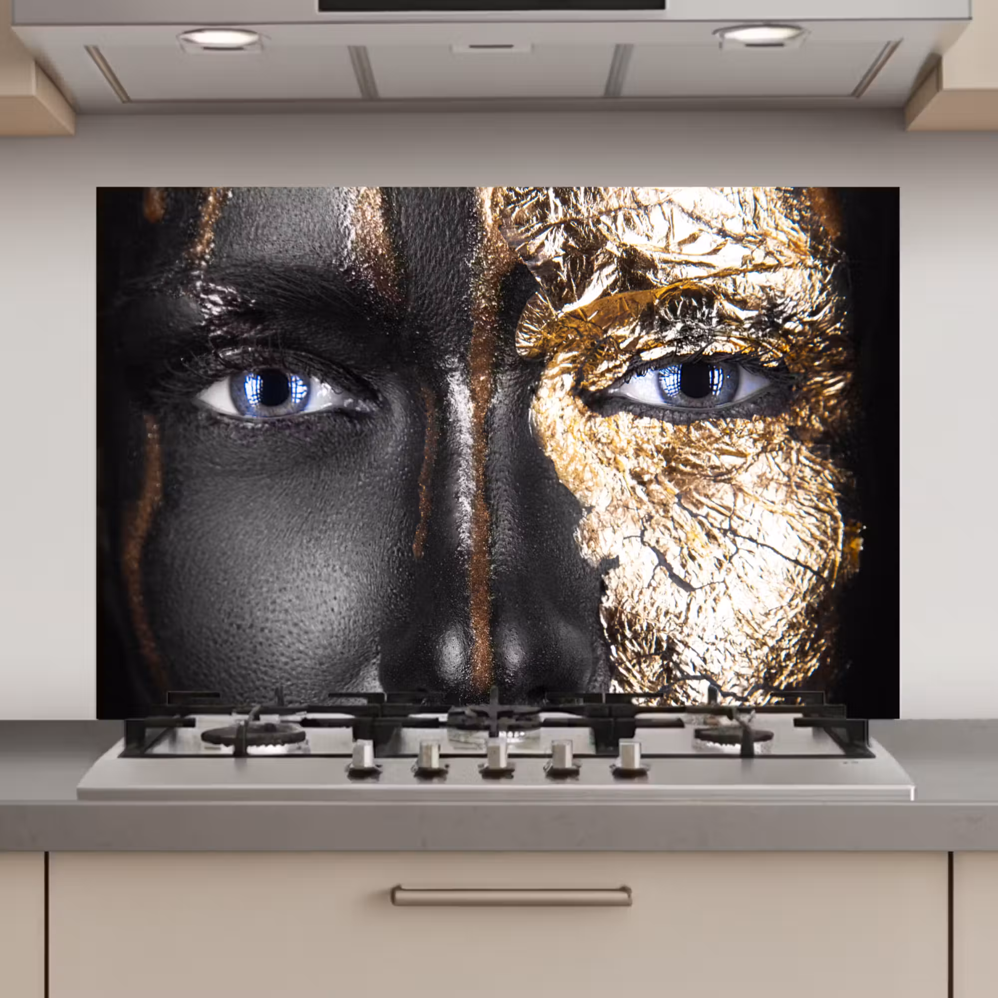 Spatscherm keuken - Vrouw - Bladgoud - Zwart - Goud - Luxe