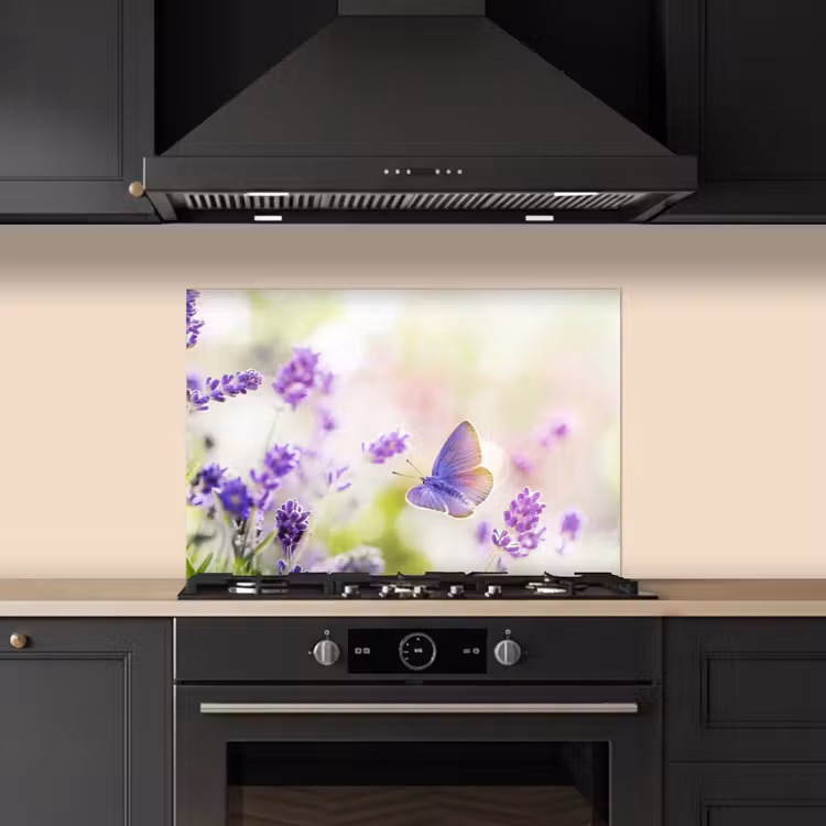 Spatscherm keuken - Lavendel - Vlinder - Bloemen — 2