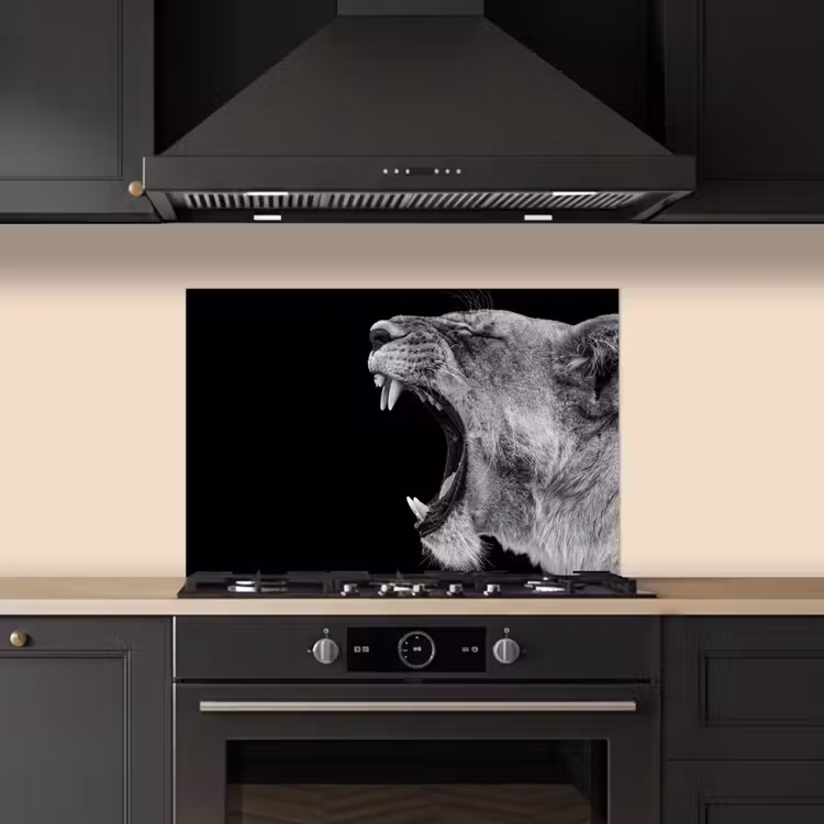 Spatscherm keuken - Dieren - Leeuw - Zwart - Wit - Portret — 2