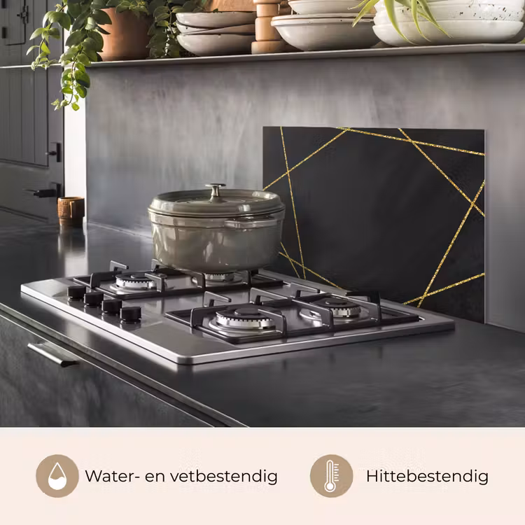 Spatscherm keuken - Geometrisch patroon van gouden lijnen op een zwarte achtergrond — 7