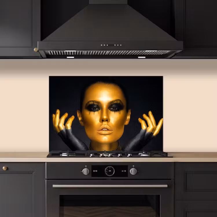 Spatscherm keuken - Vrouw - Portret - Goud - Luxe - Zwart — 2