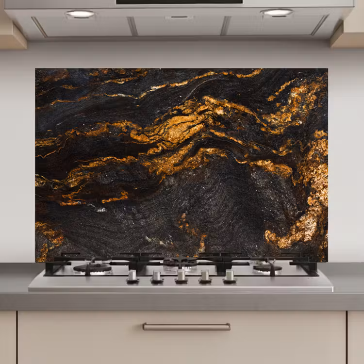 Spatscherm keuken - Marmer - Kalk - Zwart - Goud - Marmerlook - Luxe — 1
