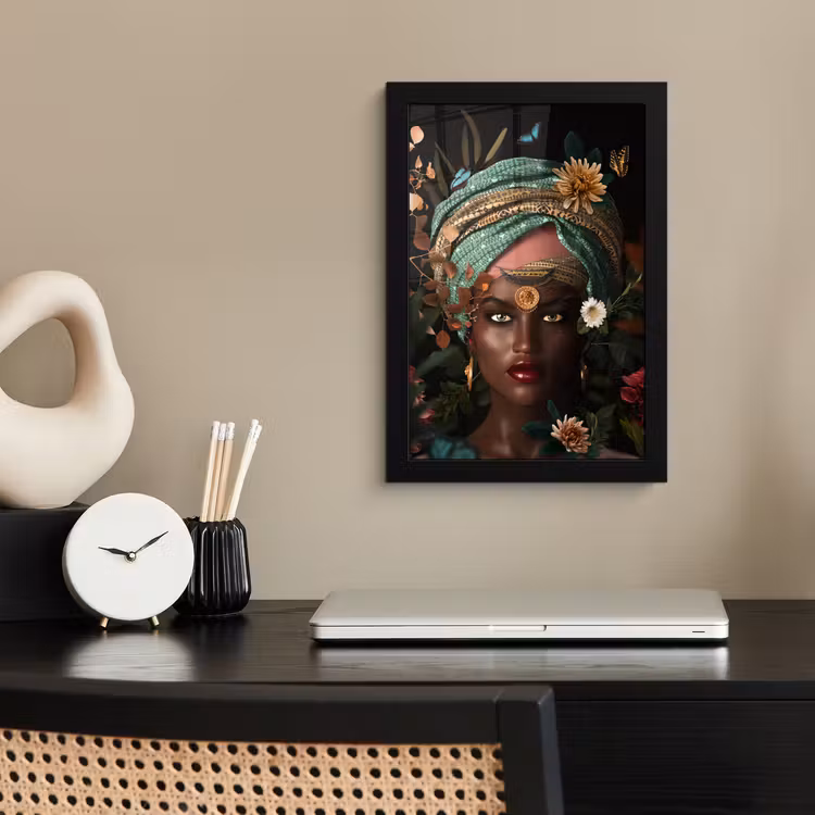 Poster met lijst - Vrouw - Bloemen - Vlinders - Planten - Sieraden - Luxe — 2