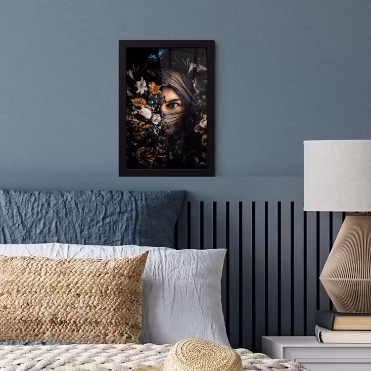 Poster met lijst - Vrouw - Luxe - Bloemen - Vlinder - Portret — 3