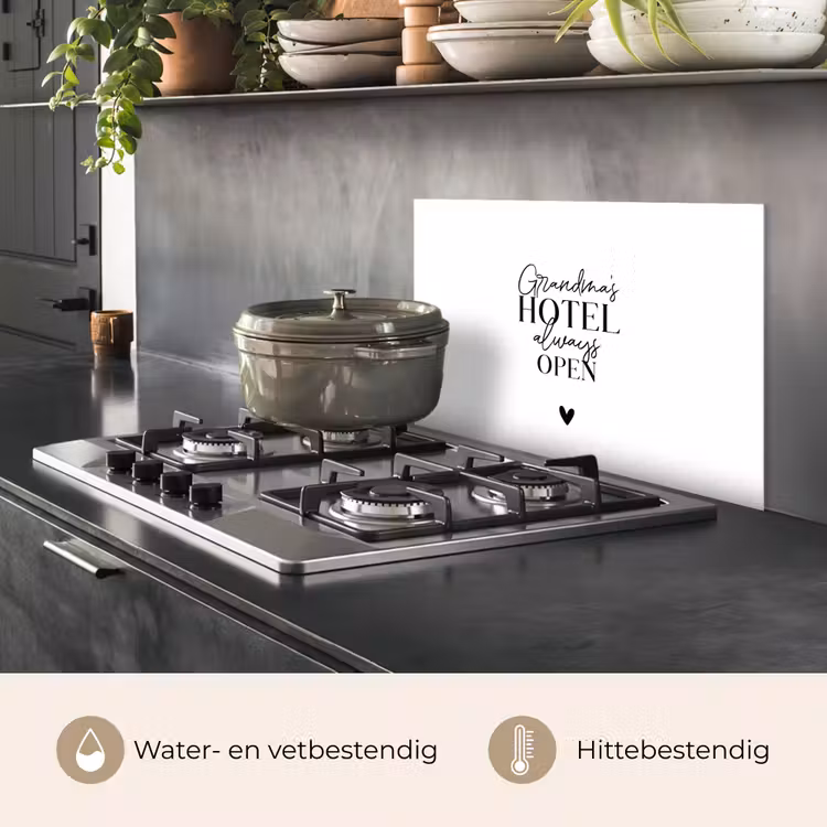Spatscherm keuken - Quotes - Spreuken - Oma - Grandma's hotel always open — 7