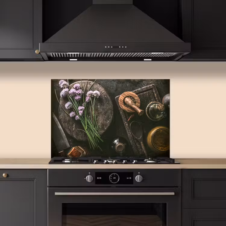 Spatscherm keuken - Bieslook - Keuken - Vijzel - Rustiek - Kruiden - Paars — 2