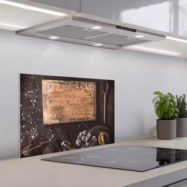 Spatscherm keuken - Snijplank - Kruiden - Lepel - Keuken - Rustiek - Vijzel - Bieslook — 5