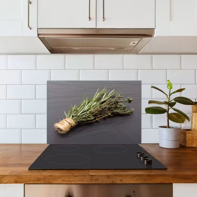 Spatscherm keuken - Tijm - Kruiden - Groen - Tafel - Keuken - Steen — 6