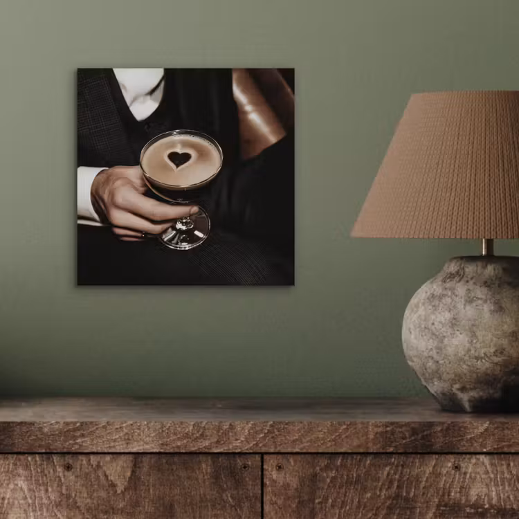 Aluminium schilderij - Hartje - Cocktail - Espresso Martini - Hand — 3