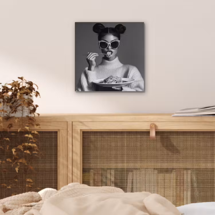 Aluminium schilderij - Vrouw met Zonnebril Spaghetti Zwart Wit — 4