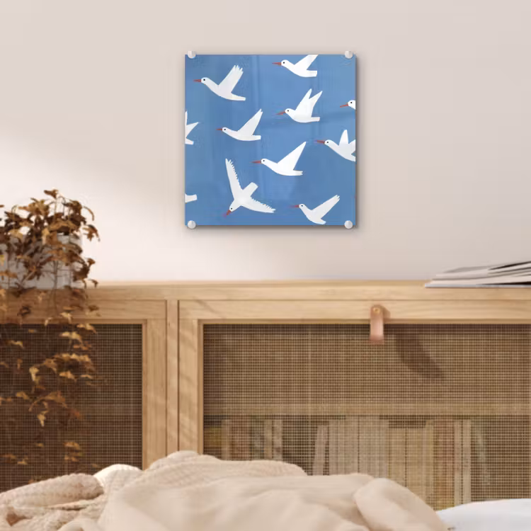 Glas schilderij - Vliegende Vogels op Blauw — 5