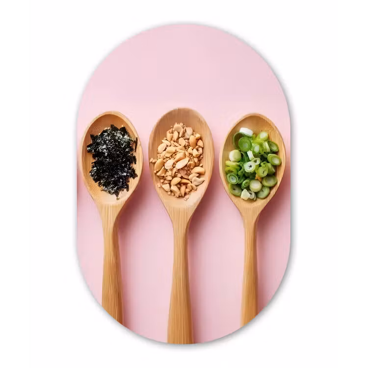 Muurovaal Glas – Ingrediënten - Lepels - Hout - Roze