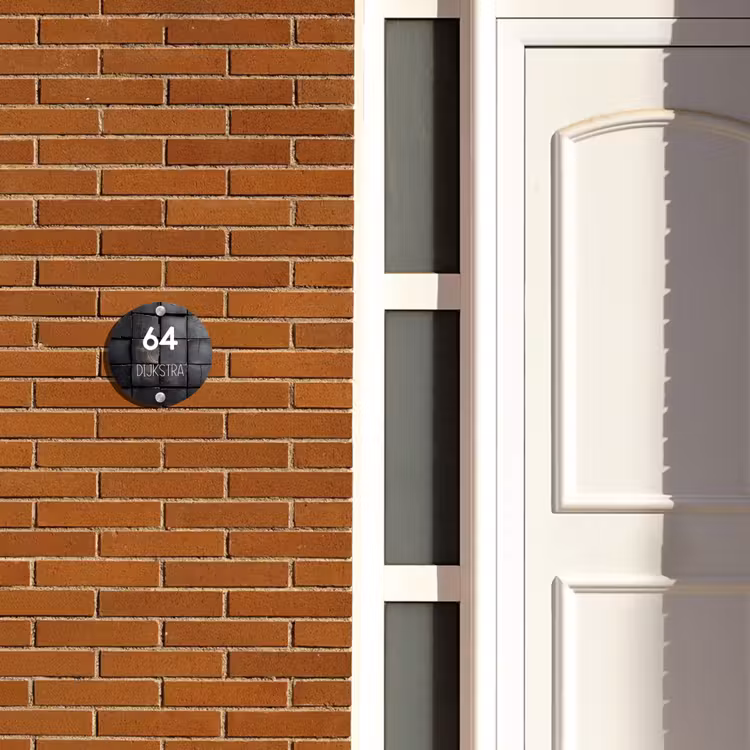 Naambordje voordeur - Rond - Zwarte houtblokken - Modern — 3