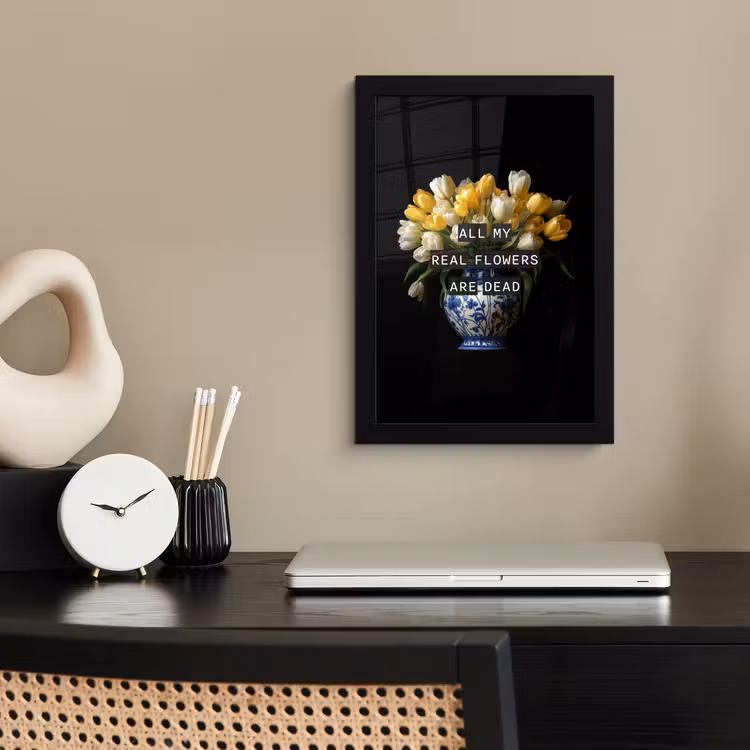 Poster met lijst - All my real flowers are dead tulpen vaas — 2