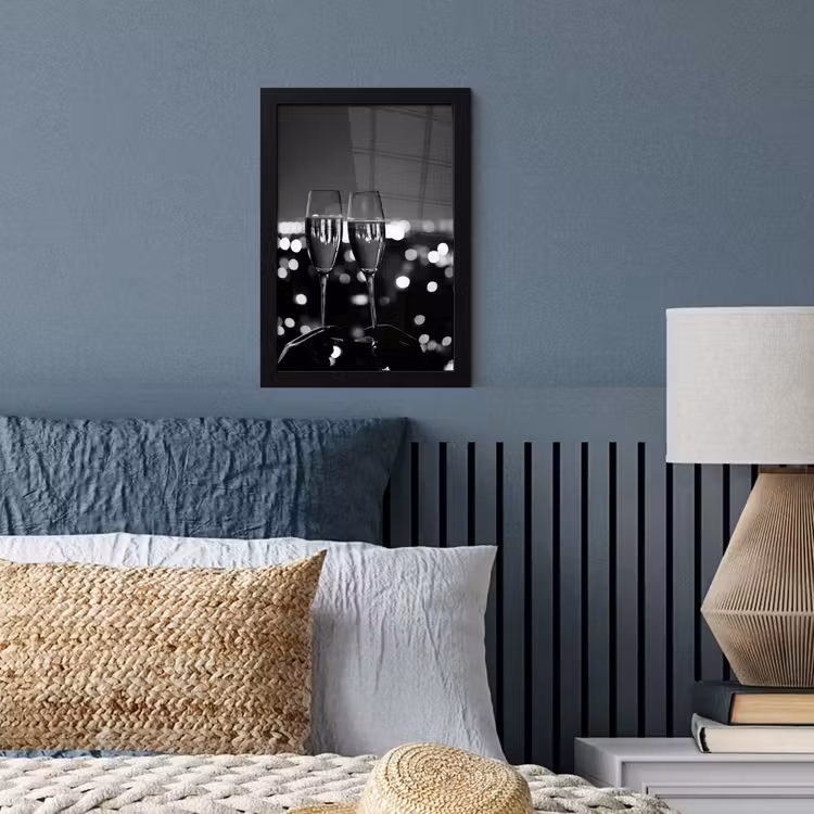 Poster met lijst - Bubbels - Proosten - Champagneglazen - Stadslichten — 3