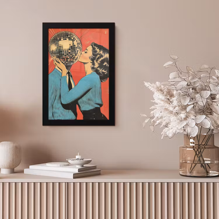 Poster met lijst - Vrouw - Retro - Discobal - Kus — 5