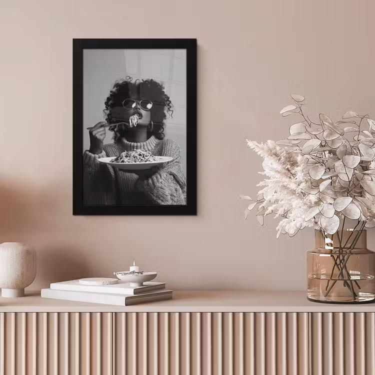 Poster met lijst - Vrouw - Pasta - Zwart - Wit — 5