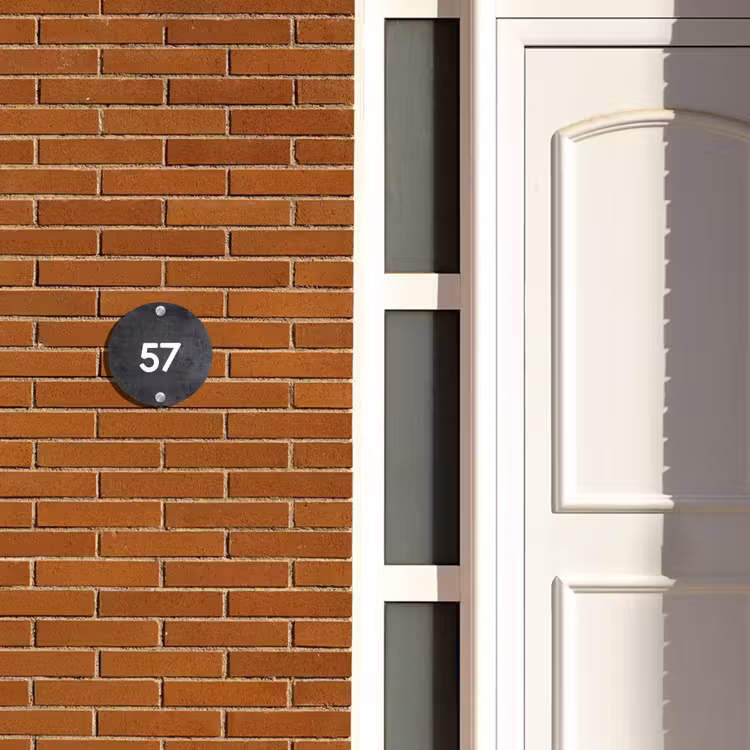Naambordje voordeur - Rond - Donker steen - Traditioneel — 3