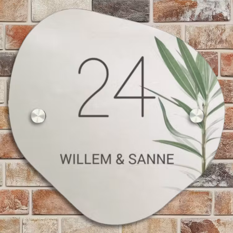 Naambordje voordeur - Organisch - Lichtbeige met plant - Klassiek — 4