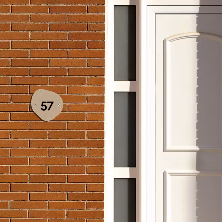 Naambordje voordeur - Organisch - Beige met stippen - Traditioneel — 3