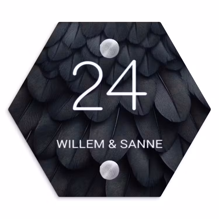 Naambordje voordeur - Hexagon - Zwarte veren - Klassiek — 1