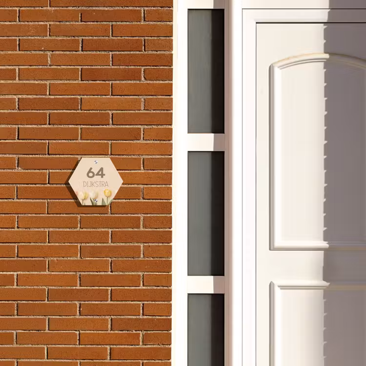 Naambordje voordeur - Hexagon - Gekleurde tulpen beige achtergrond - Modern — 2