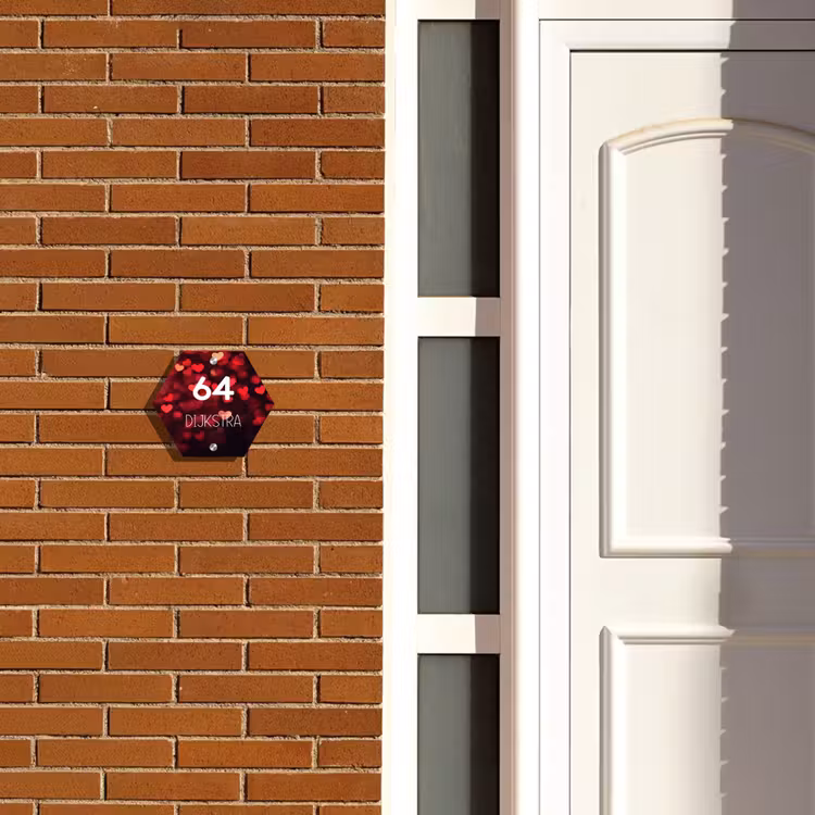 Naambordje voordeur - Hexagon - Rode hartjes- Modern — 2