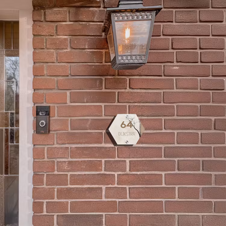 Naambordje voordeur - Hexagon - Boomsilhouet beige achtergrond - Modern — 3