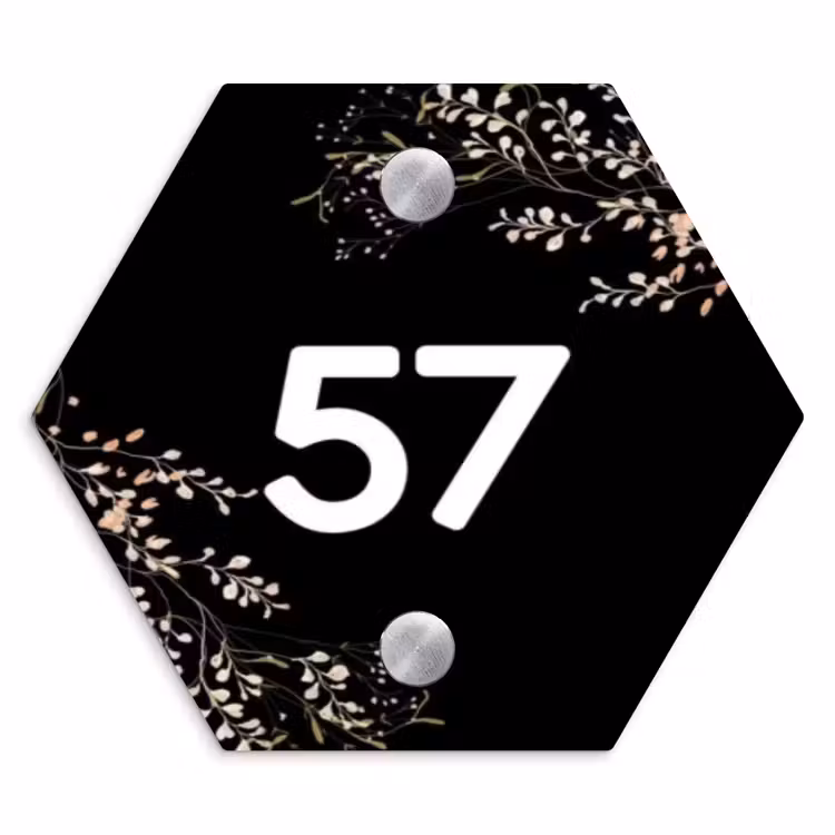 Naambordje voordeur - Hexagon - Botanisch - Zwart - Traditioneel — 1