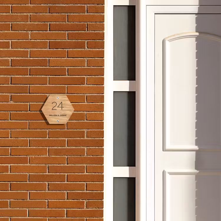 Naambordje voordeur - Hexagon - Licht hout - Klassiek — 2
