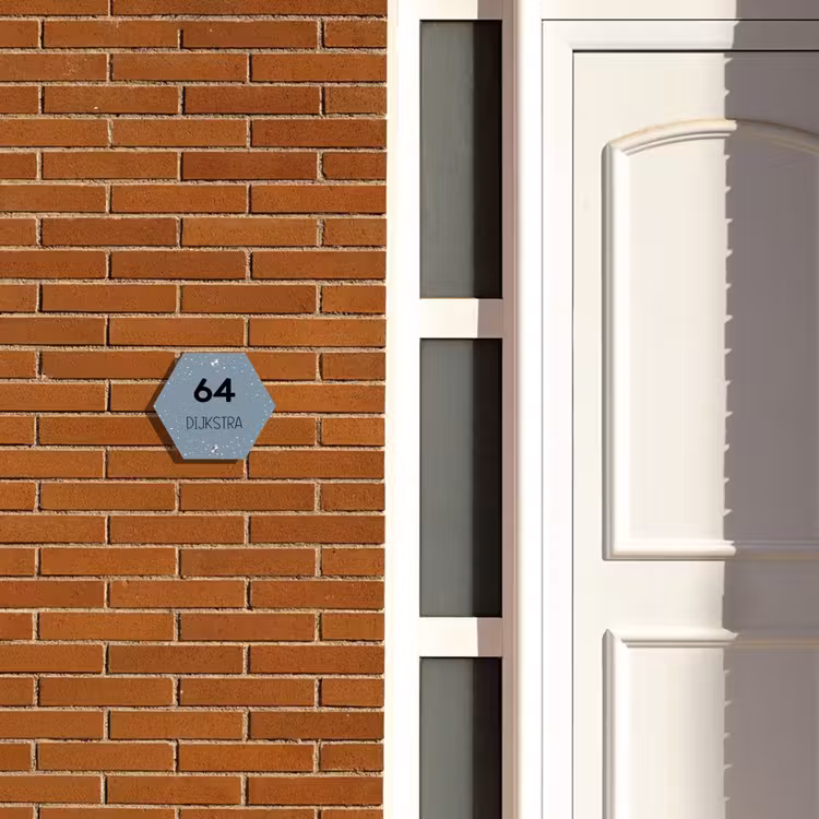Naambordje voordeur - Hexagon - Grijsgroen met stippen - Modern — 2
