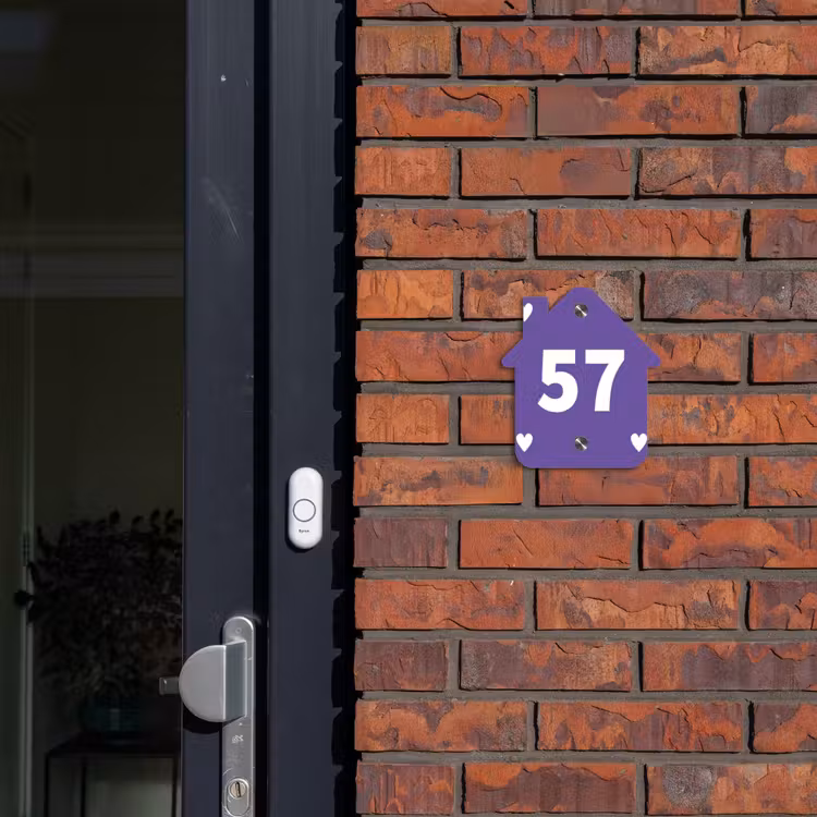 Naambordje voordeur - Huisjesvorm - Witte hartjes in hoeken - Traditioneel — 3