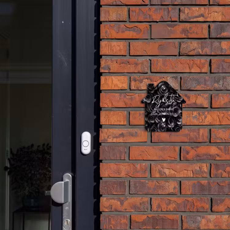 Naambordje voordeur - Huisjesvorm - Zwarte rozen - Sierlijk — 3