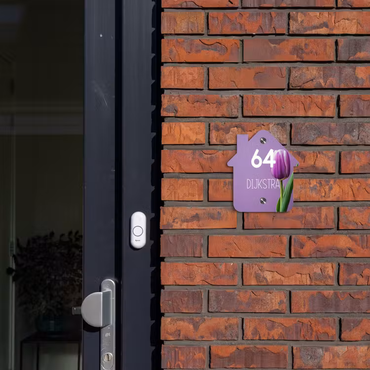 Naambordje voordeur - Huisjesvorm - Paarse tulp - Modern — 3