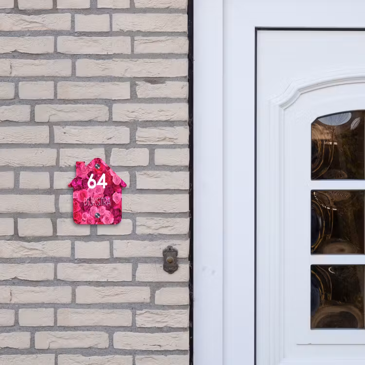 Naambordje voordeur - Huisjesvorm - Roze rozen - Modern — 2