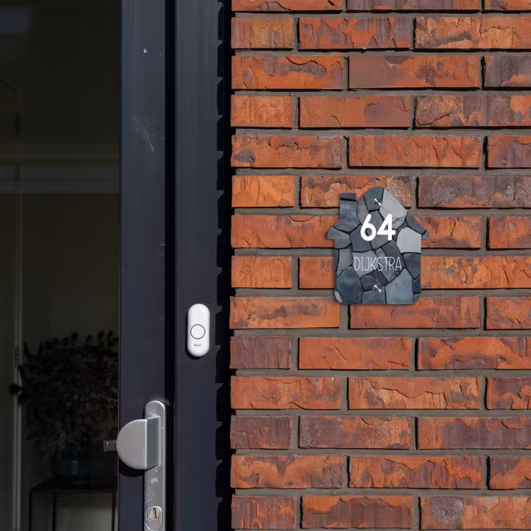 Naambordje voordeur - Huisjesvorm - Donkergrijze stenen - Modern — 3
